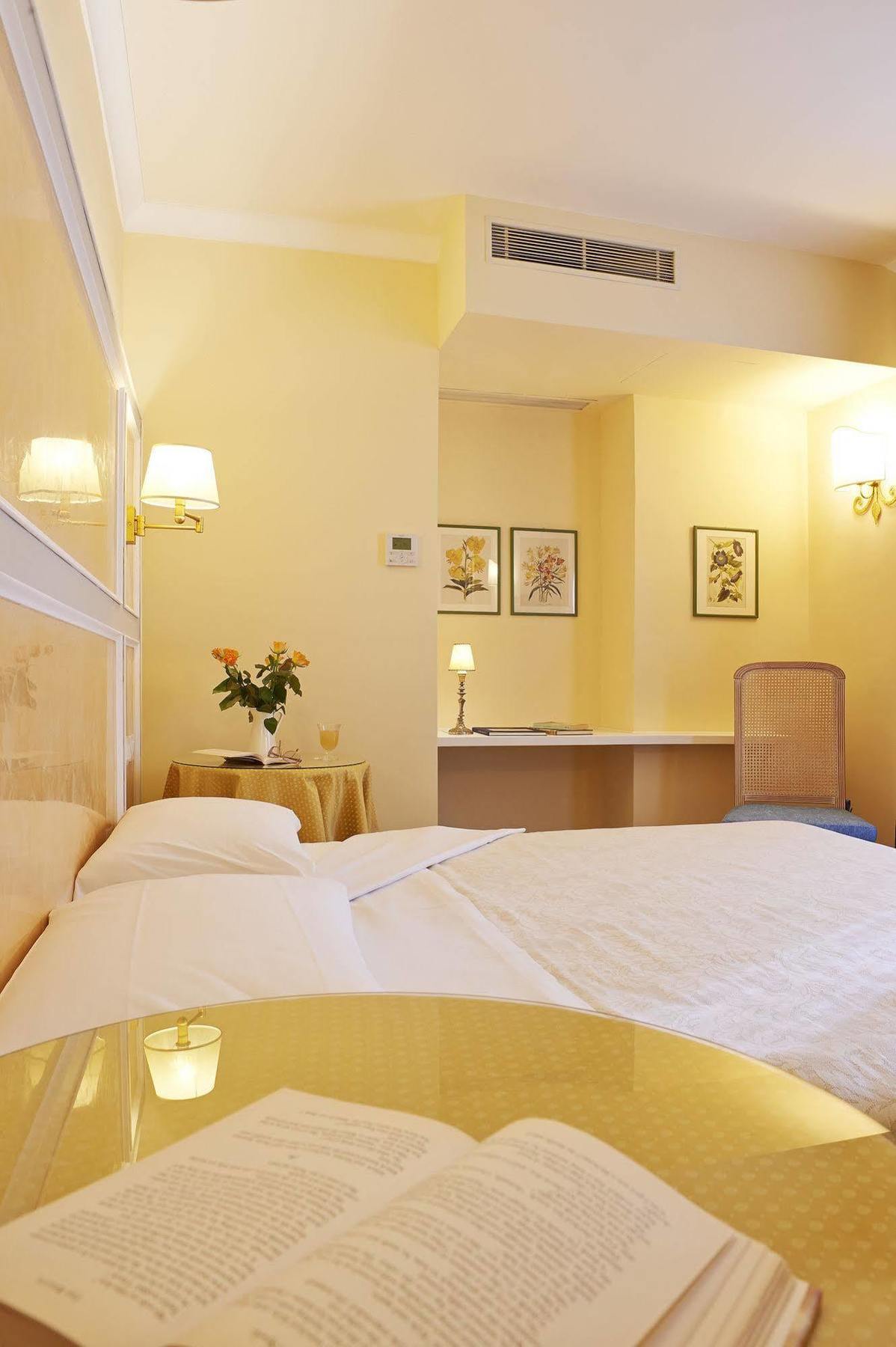 Hotel Firenze Capitale Εξωτερικό φωτογραφία